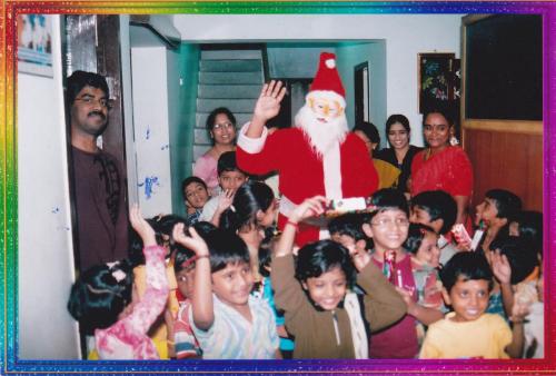 UCMAS K.K.Nagar Celebrating Christmas along with Santa Clause who gave prizes to our children in the year 2005 - Thej Academy